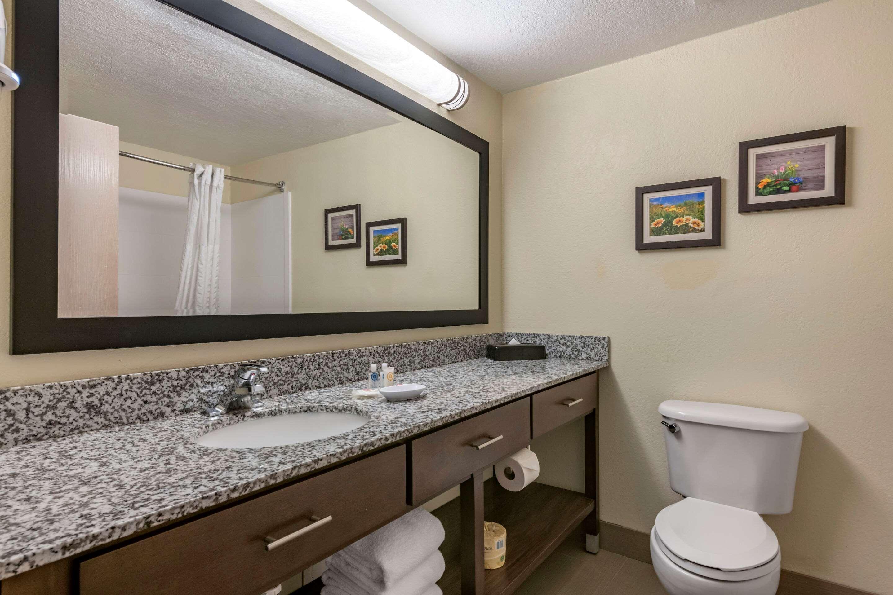 Comfort Suites Maingate East Orlando Esterno foto